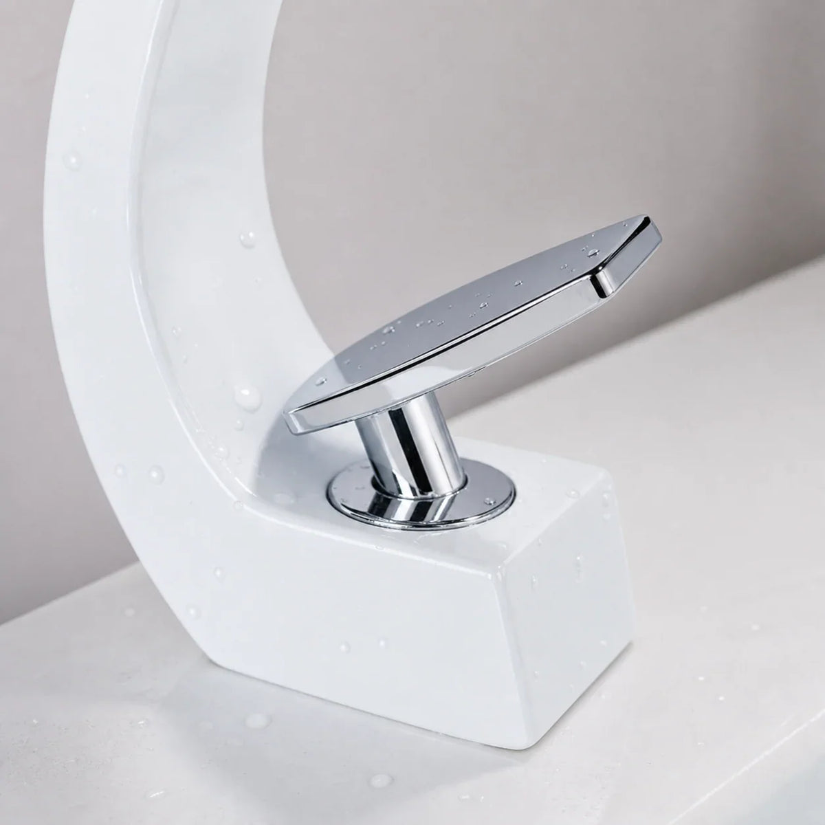 Torneira para Banheiro Monocomando Luxury Branco Quente e Fria