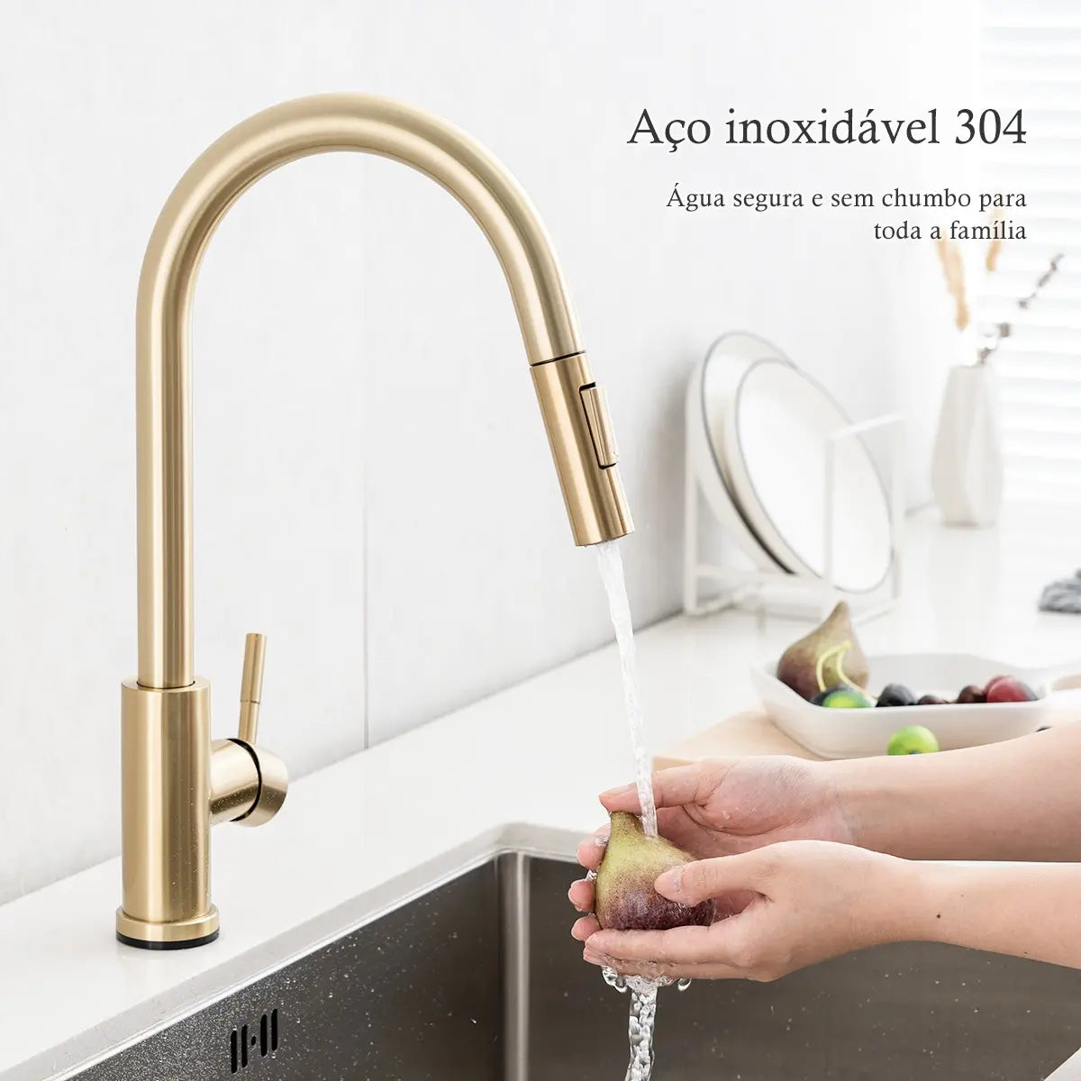 Torneira Para Cozinha Monocomando Com Misturador Dourado Escovado