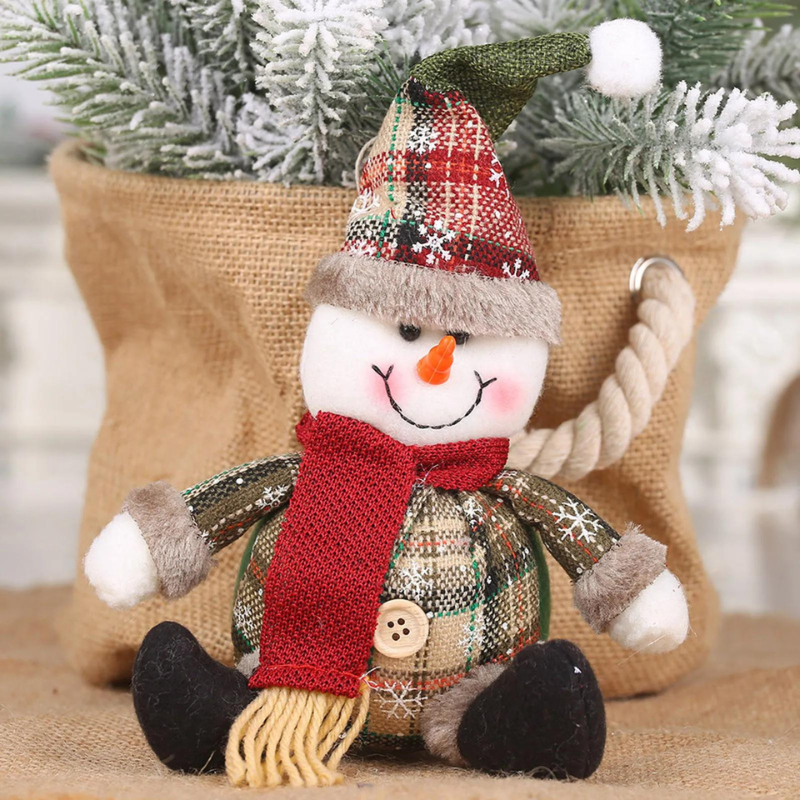 Bonecos de Pelúcia Natalinos: Papai Noel, Neve e Alce