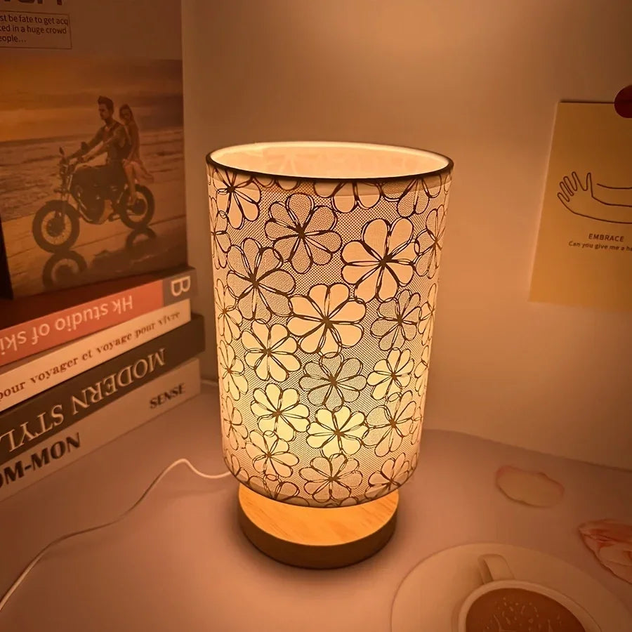 Luminária de Mesa Fleurie Base de Madeira Abajur Floral Aquavera