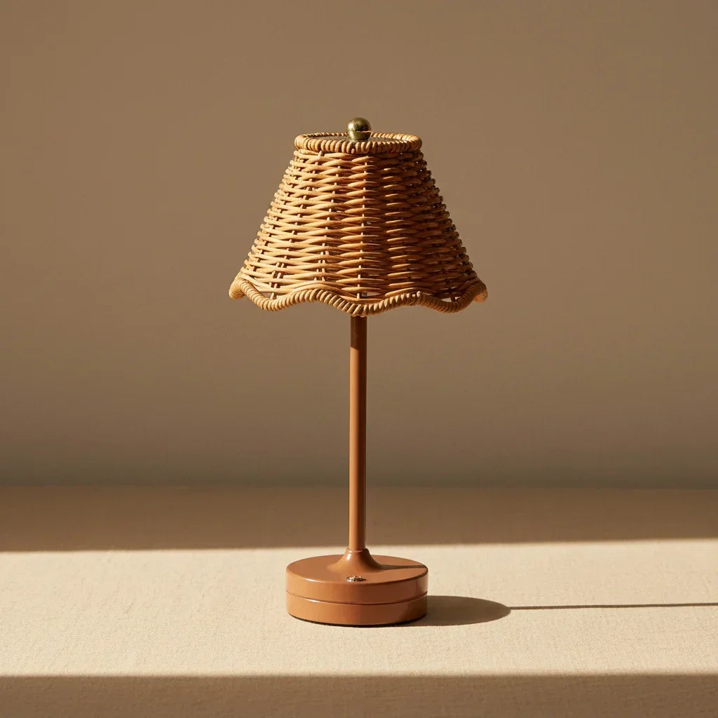 Luminária de Mesa Rattan Rotin sem Fio Brilho Ajustável Aquavera