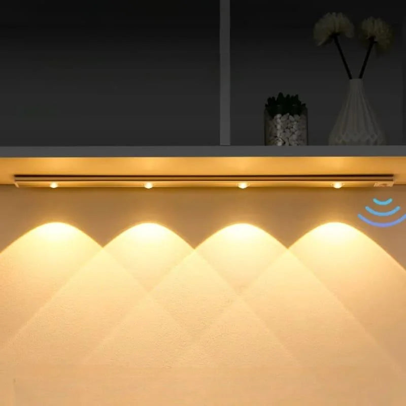 Luminária Led Magnética com Sensor de Movimento e Bateria Aquavera