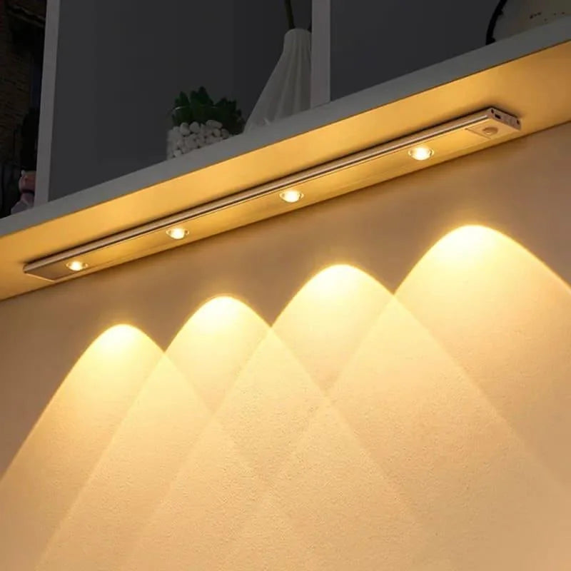 Luminária Led Magnética com Sensor de Movimento e Bateria Aquavera