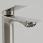 Torneira Para Banheiro Níquel Escovado Atenas Baixa 100% Metal
